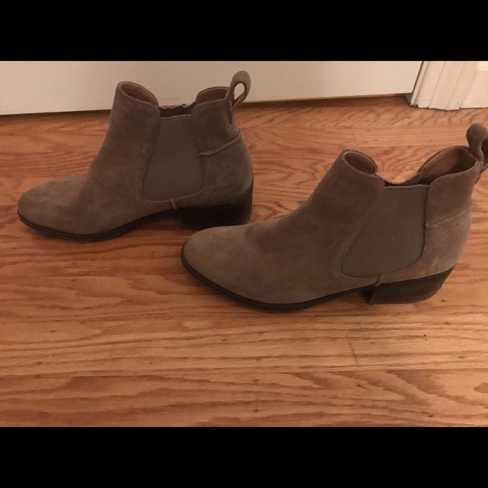 Steve Madden booties